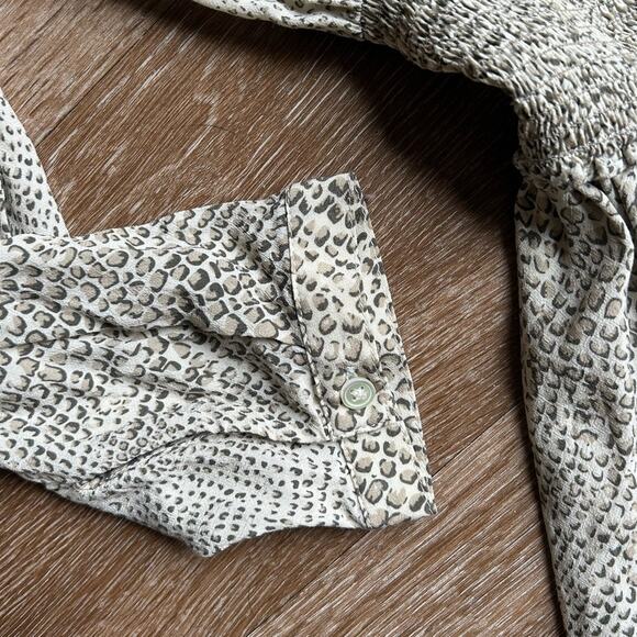 Rails Jasmine Cream Snakeskin Smocked Waist V-neck Mini Dress Size Small - Picture 8 of 8